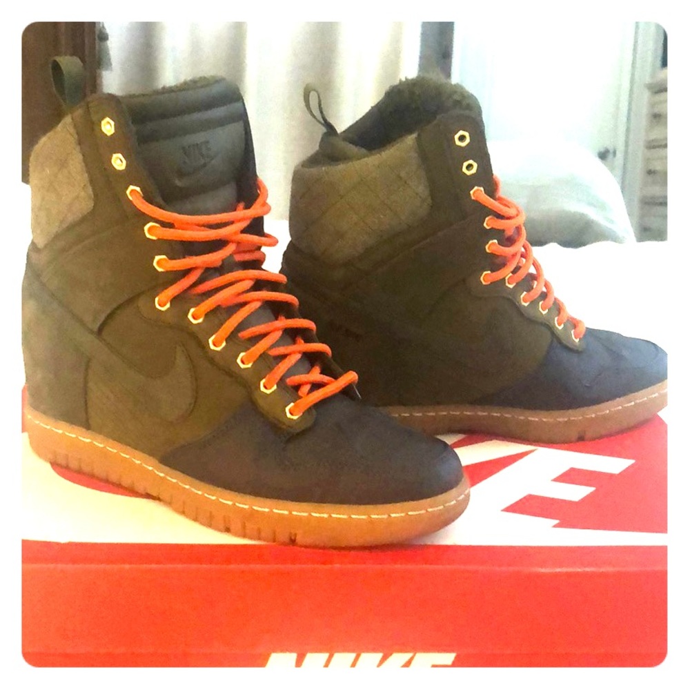 Nike Dunk Sky High Sneaker 2.0